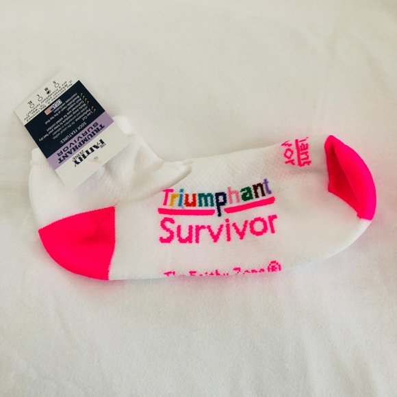 Low Cut Socks honoring Breast Cancer Survivors by The Faithy Zone, Medium 9-11 - Picture 1 of 4
